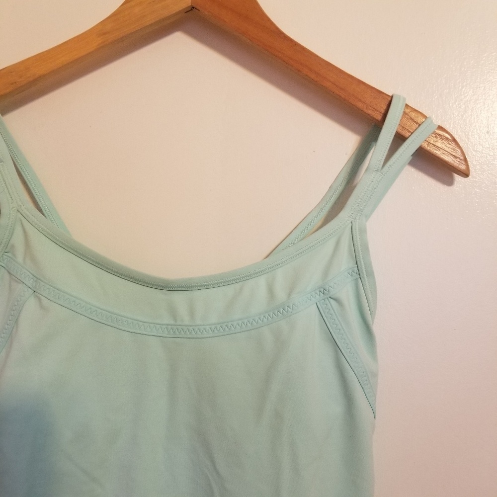 LULULEMON Aqua blue running tank size 8 - Picture 2 of 5